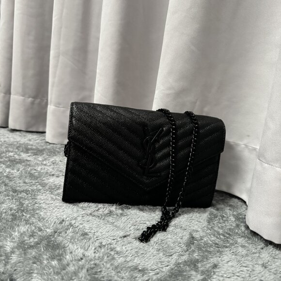 Yves Saint Laurent Fashion Women's Handbag - Picture 8 of 8